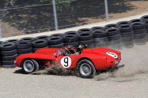 Ferrari 250 TR „susibiciuliauja“ su padangu siena foto 16